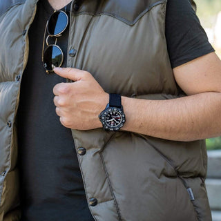 F-117 Nighthawk, 44 mm, Pilotenuhr - 6441, Uhr getragen
