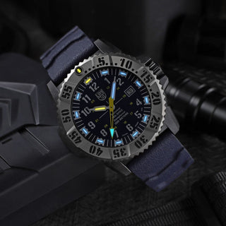 MIL-SPEC, 45 mm, Militäruhr / Taucheruhr - 3355.SET, UV Shot mit grünen und orangenen Leuchtröhren